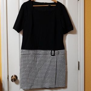 White House Black Market Dress Size 14